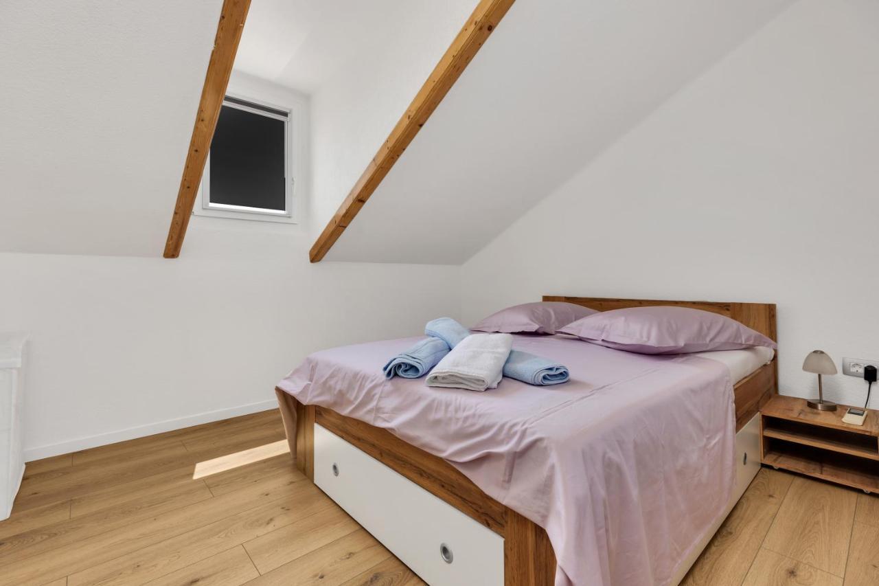Luxury Dante Apartment With Terrace Split Buitenkant foto